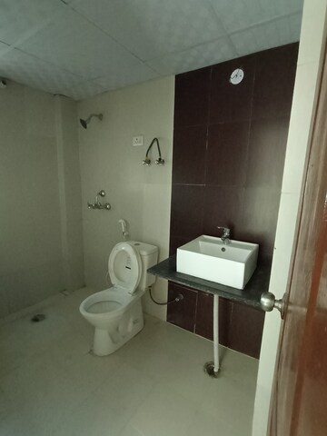 Bathroom in 3 BHK Apartment at Saviour Park, Mohan Nagar – for Rent