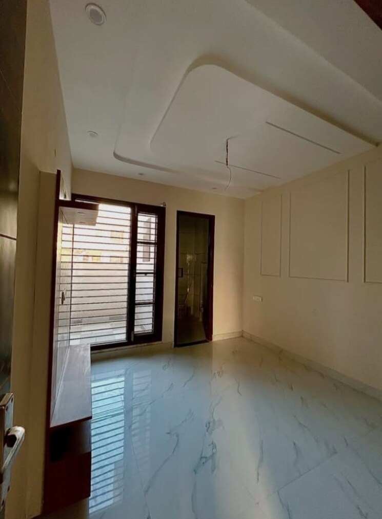 Room, sector 31 2 Bedroom 1260 Sq.Ft. Builder Floor In Sector 31 Faridabad 8792972