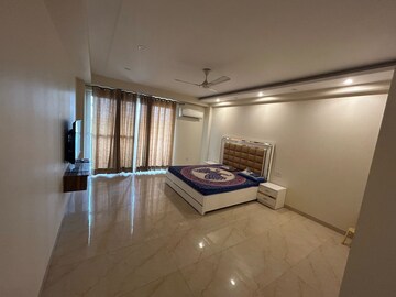Bedroom in 3 BHK Builder Floor at Ansal Sushant Lok I, Sector 43 – for Rent