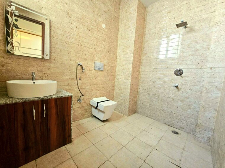 Bathroom, high ground 3 Bedroom 1550 Sq.Ft. Builder Floor In High Ground Zirakpur 8793001