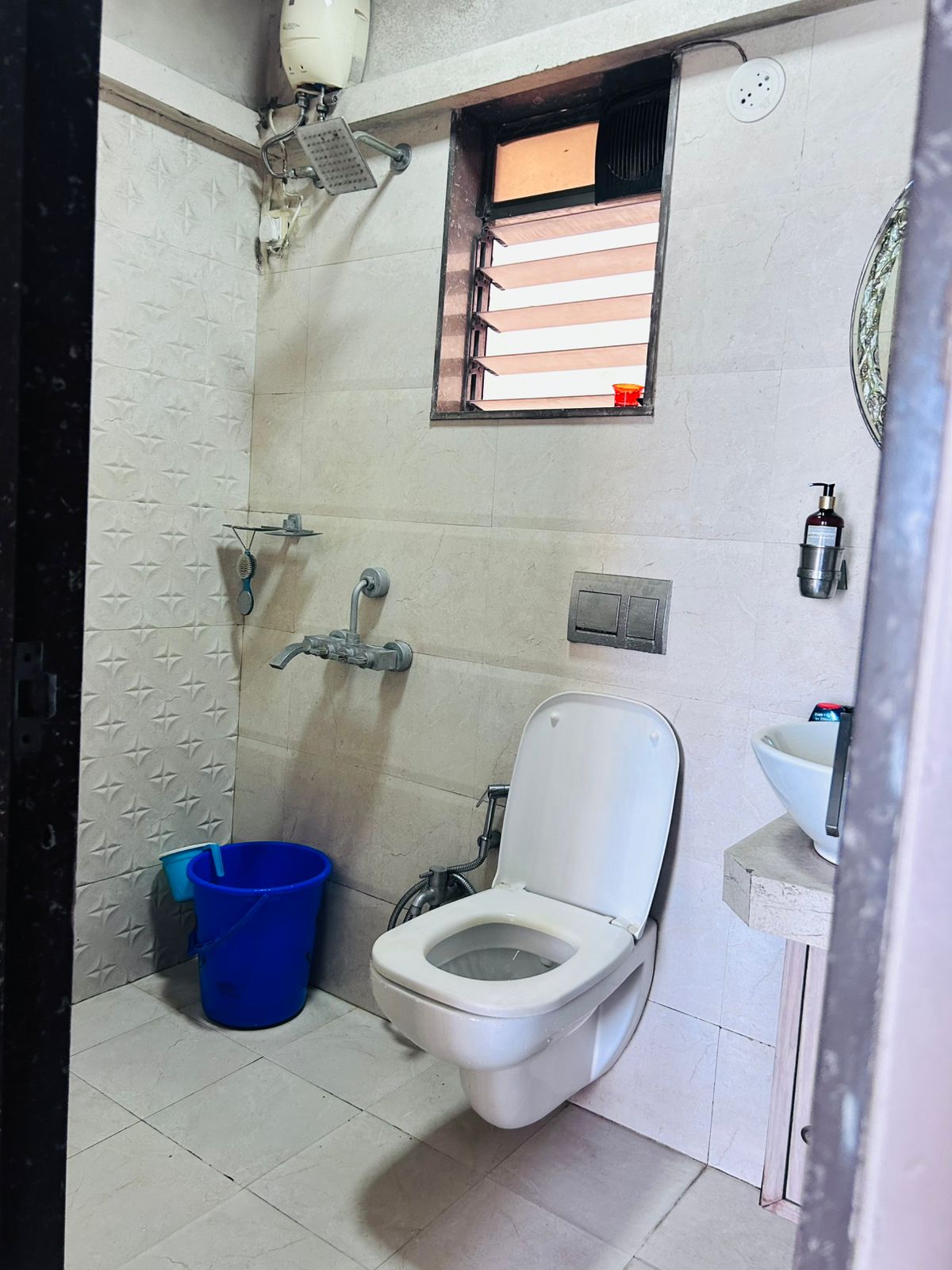 1 BHK + Pooja Room Apartment For Rent in Madhav Palacia