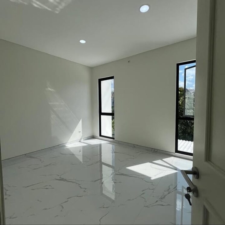 Room, sector 30 3 Bedroom 1800 Sq.Ft. Builder Floor In Sector 30 Faridabad 8793026