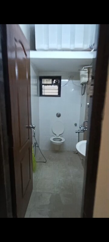 Bathroom in 3 BHK Apartment at Aparna Building Andheri, Andheri West – for Rent