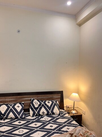 Furnished Amenities in 3 BHK Builder Floor at Sahastradhara Road – for Rent