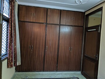 Furnished Amenities in 2 BHK Builder Floor at Lajpat Nagar ii – for Rent