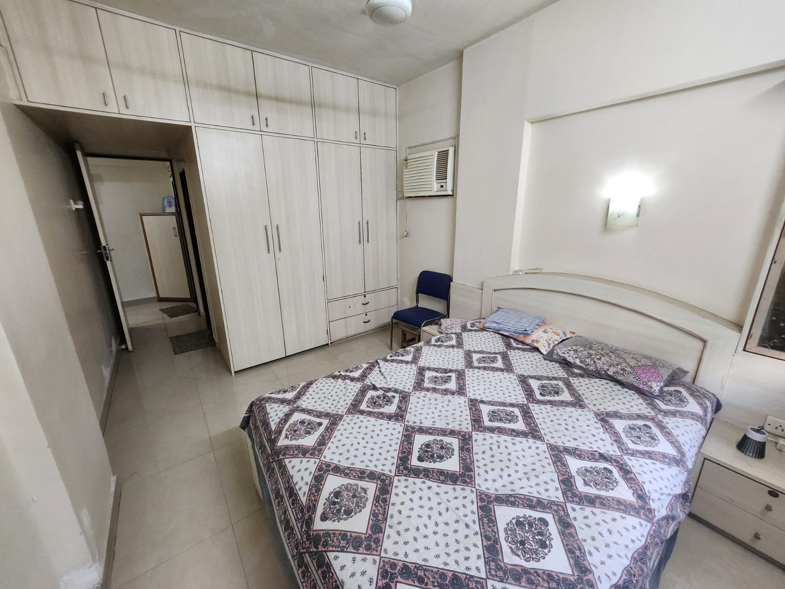 2 BHK Apartment For Sale in Legend 5 Chs