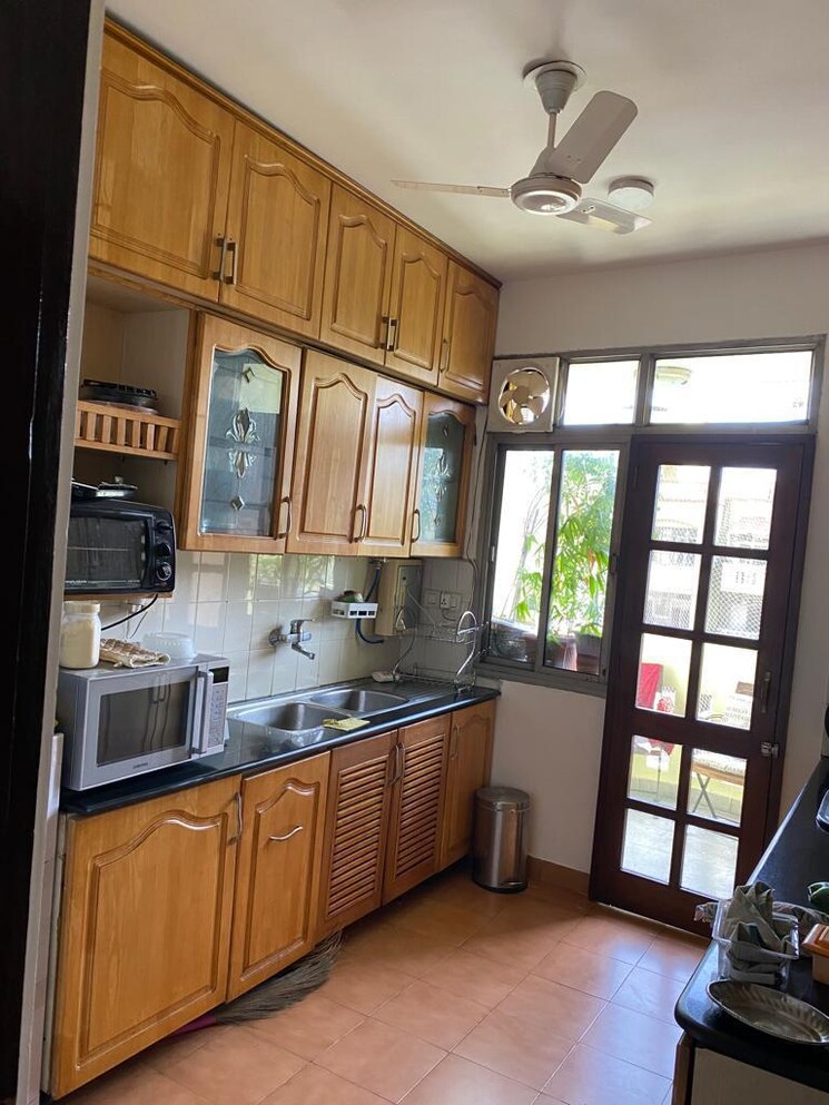 Kitchen, suncity-essel-tower 3 Bedroom 2250 Sq.Ft. Builder Floor In Sector 28 Gurgaon 8793032