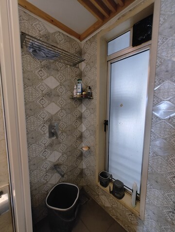 Bathroom in 2 BHK Apartment at Solitaire Heights, Malad West – for Sale