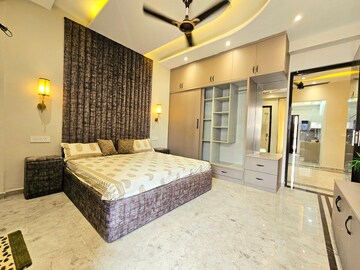 Bedroom in 3 BHK Builder Floor at Patiala Road – for Sale