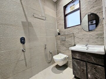 Bathroom in 3 BHK Builder Floor at Patiala Road – for Sale