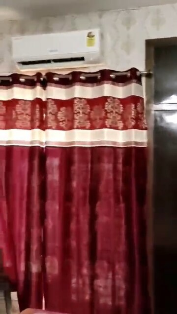 Furnished Amenities in 2 BHK Apartment at Panchsheel Greens II, Sector 16 Greater Noida – for Rent