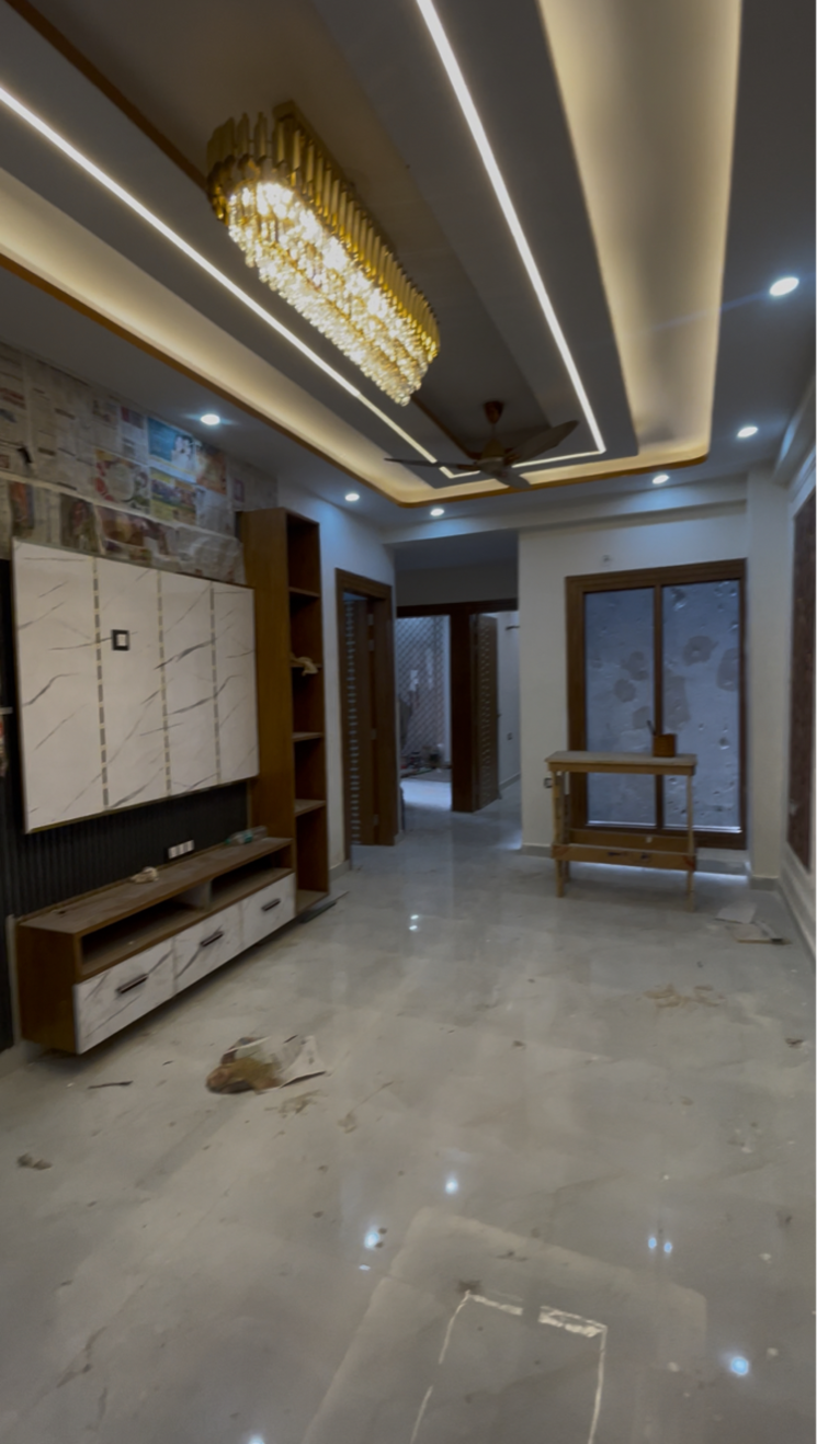  Parking, vasundhara sector 2b 3 Bedroom 112 Sq.Mt. Builder Floor In Vasundhara Sector 2b Ghaziabad 8793065