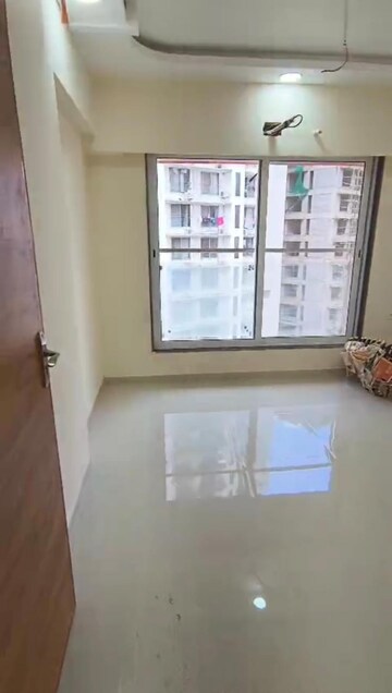 Room in 2 BHK Apartment at Je and Vee Madhuban, Malad East – for Rent