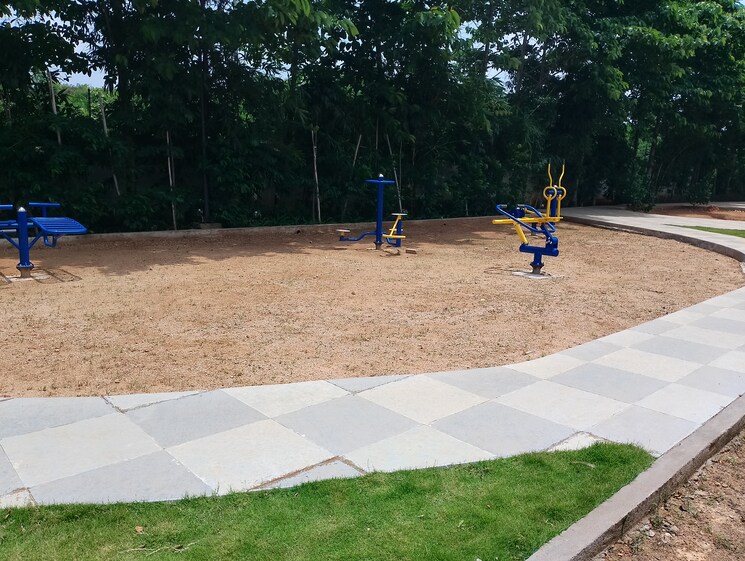 Master Bedroom, pruthvi-adithya-belmont-greene 4 Bedroom 3450 Sq.Ft. Villa In Tellapur Hyderabad 8793061