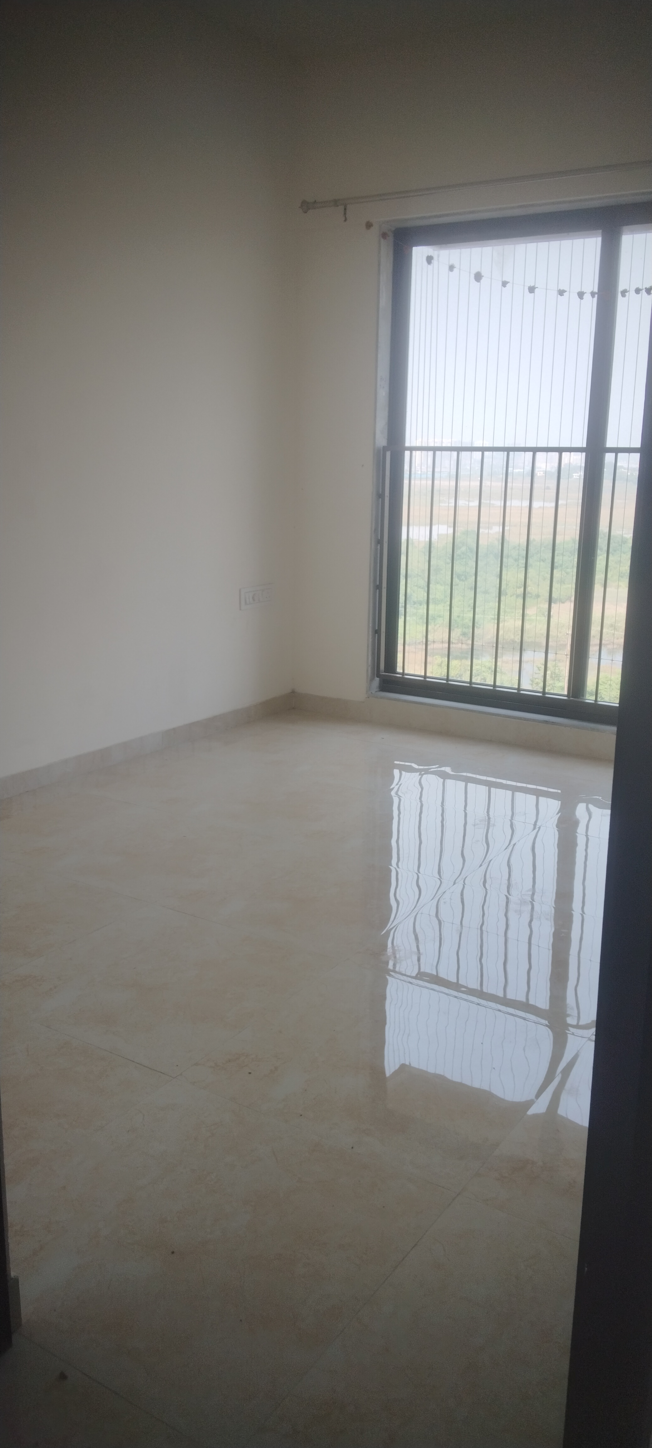 2 BHK + Servant Room Apartment For Rent in Sunteck Maxxworld
