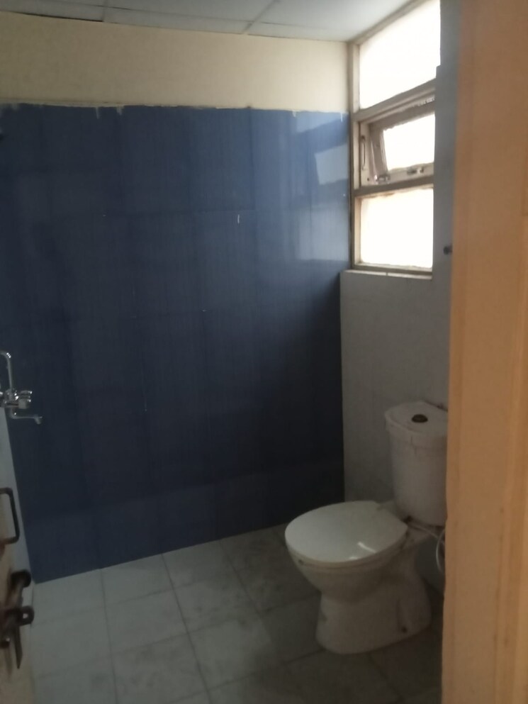 Bathroom, ras-palm-residency 2 Bedroom 1140 Sq.Ft. Apartment In Sector 76 Faridabad 8793071