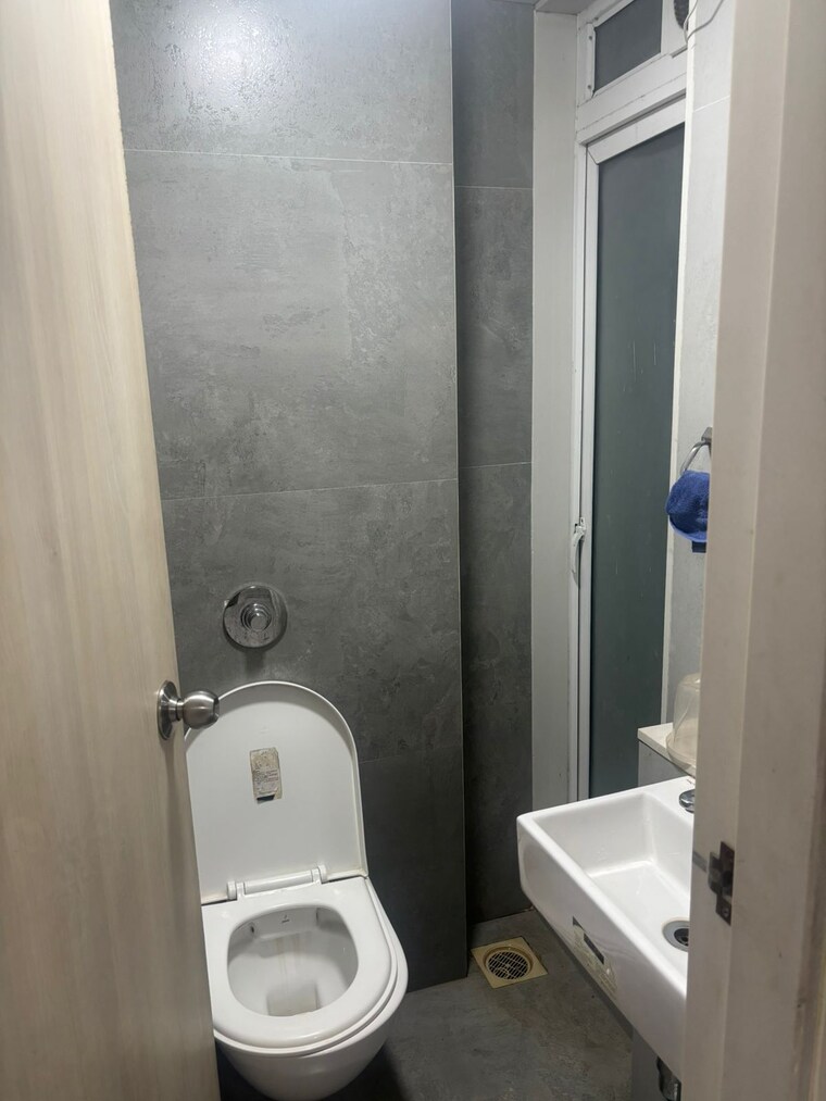 Bathroom, nirvana-gardens 2 Bedroom 1080 Sq.Ft. Apartment In Khadakpada Thane 8793069