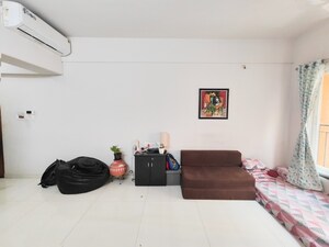 Master Bedroom in 2 BHK Apartment at Rustomjee Urbania Azziano, Thane West – for Sale