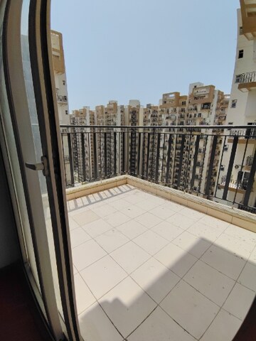 Balcony in 3 BHK Apartment at Amrapali Centurian Park Phase II, Tech Zone 4 Greater Noida – for Rent