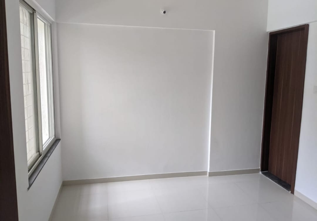 2 BHK + Servant Room Apartment For Sale in Majestique Manhattan E f 