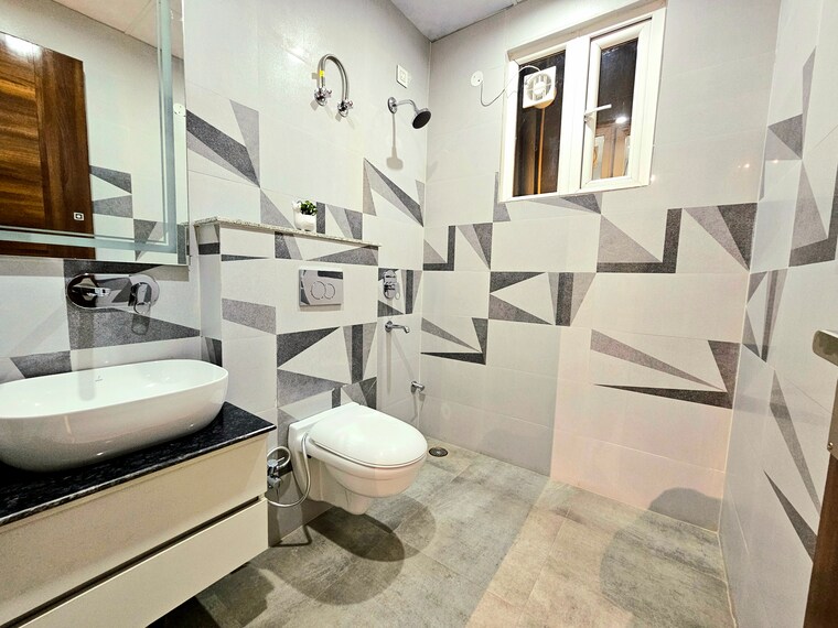 Bathroom, pir machalla 3 Bedroom 1650 Sq.Ft. Apartment In Pir Machalla Zirakpur 8793099