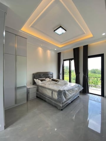 Bedroom in 3 BHK Builder Floor at Sector 29 – for Sale