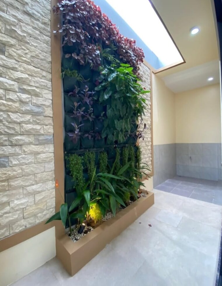 Balcony, sector 29 3 Bedroom 2700 Sq.Ft. Builder Floor In Sector 29 Faridabad 8793101