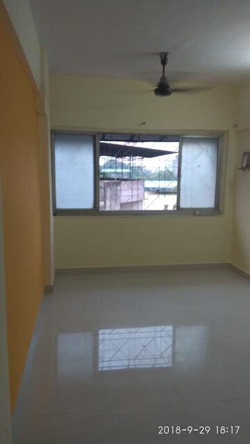 1 RK Apartment For Rent in Naupada