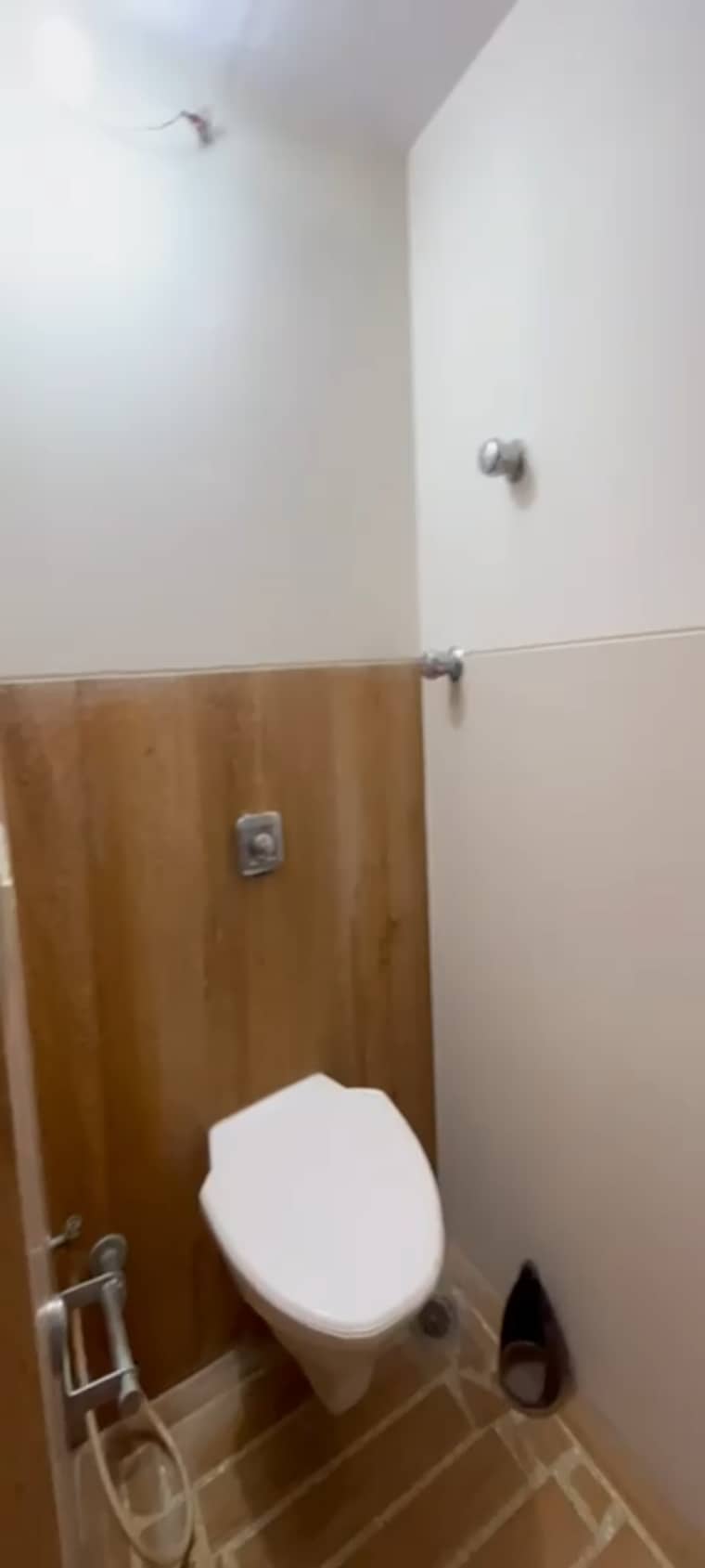 Bathroom, dadar west 2 Bedroom 630 Sq.Ft. Apartment In Dadar West Mumbai 8793135