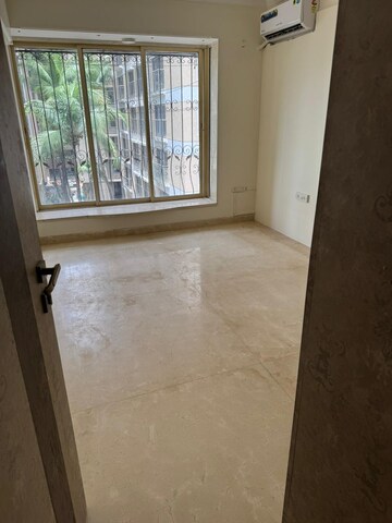 2 BHK Apartment For Rent in Neel Sagar Vile Parle West, Vile Parle West