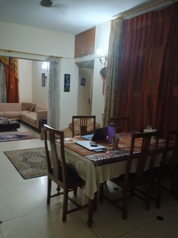 Master Bedroom in 4 BHK Builder Floor at Unitech South City II, Sector 50 – for Sale