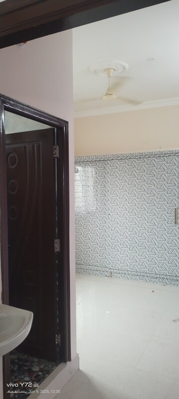 Room in 1 BHK Independent House at Kondapur – for Rent