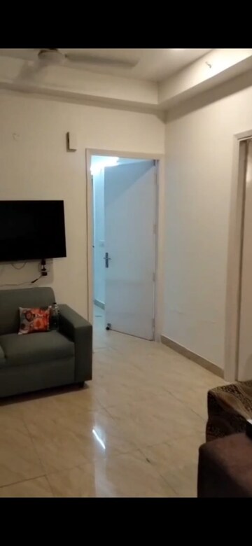 2 BHK Apartment For Rent in Supertech Cape Town, Sector 74