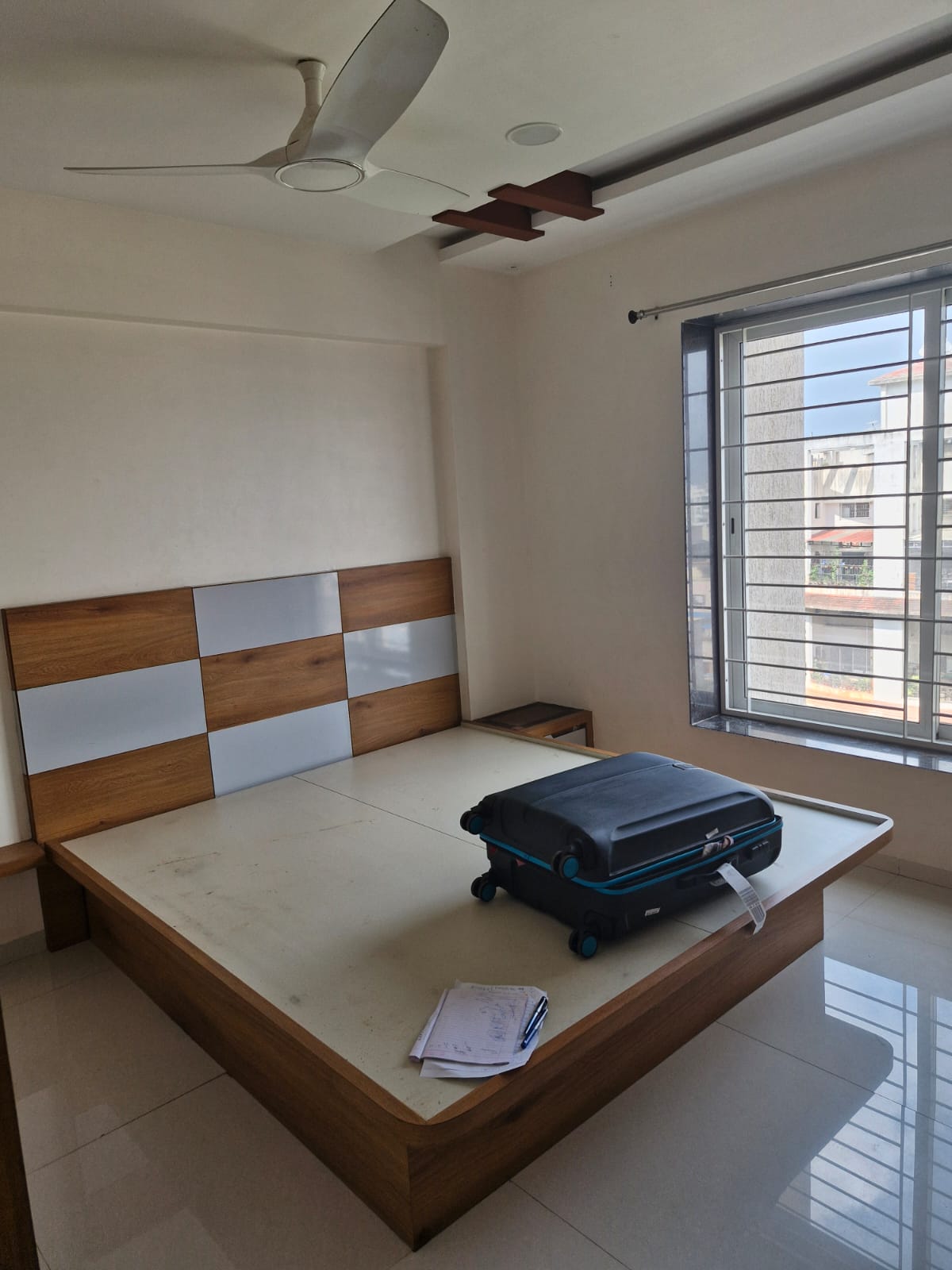 2 BHK 1350 Sq.Ft. Apartment in GKG The Kings Way