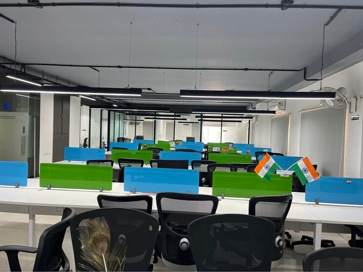 Team Area, scheme no 140 Commercial Office Space 3200 Sq.Ft. In Scheme No 140 Indore 8793173