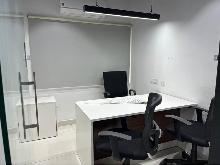 Team Area, scheme no 140 Commercial Office Space 3200 Sq.Ft. In Scheme No 140 Indore 8793173