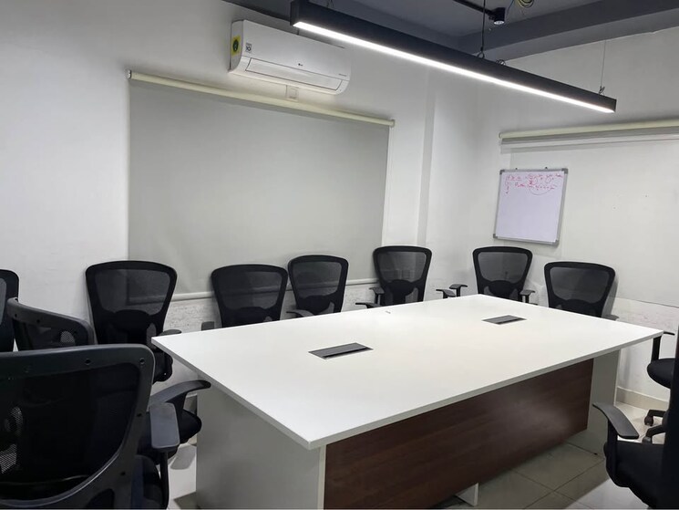 Team Area, scheme no 140 Commercial Office Space 3200 Sq.Ft. In Scheme No 140 Indore 8793173