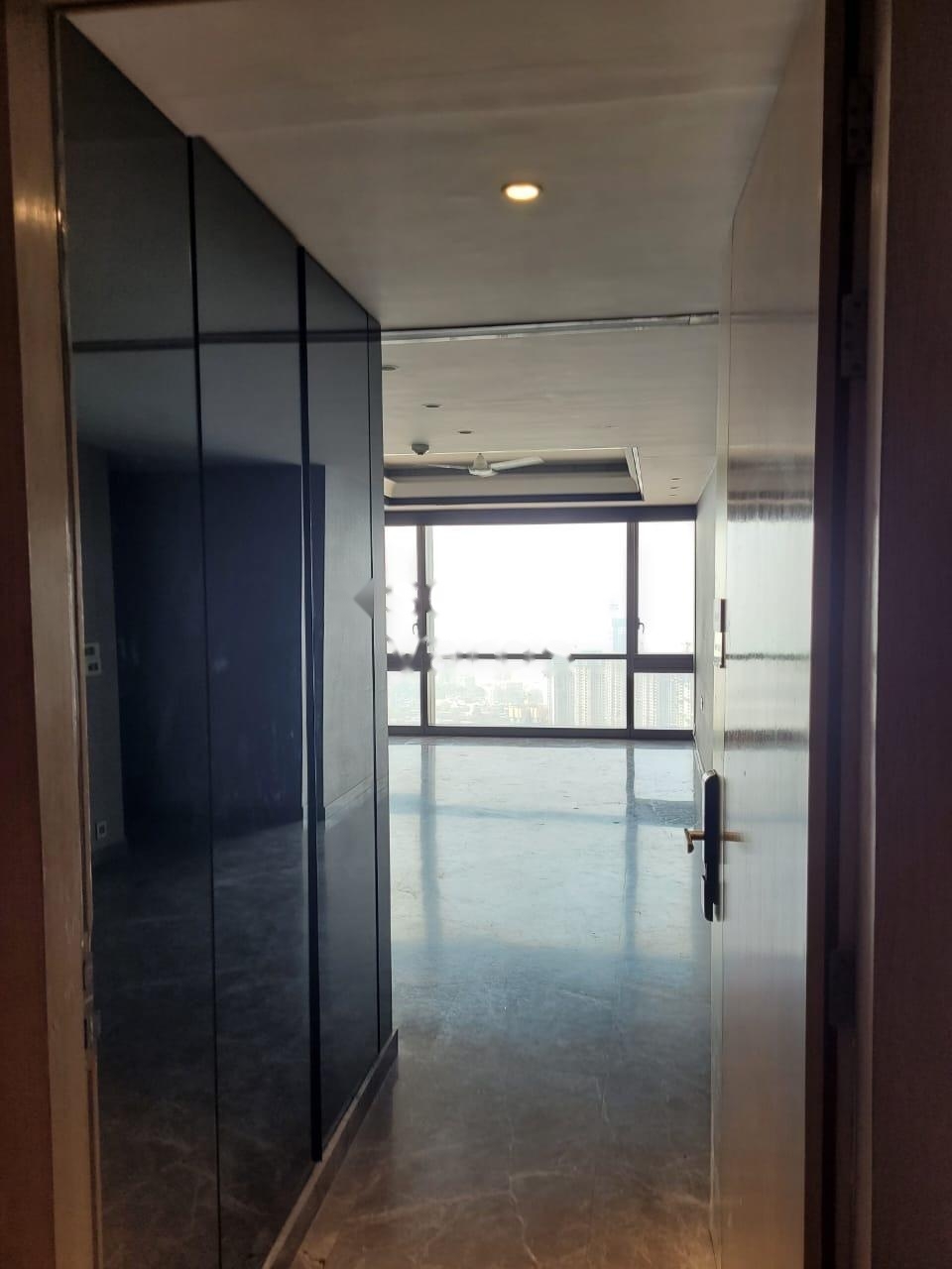 2 BHK 850 Sq.Ft. Apartment in L&T Crescent Bay T2