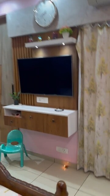 Furnished Amenities in 3 BHK Apartment at Gulshan Bellina, Sector 16 Greater Noida – for Sale