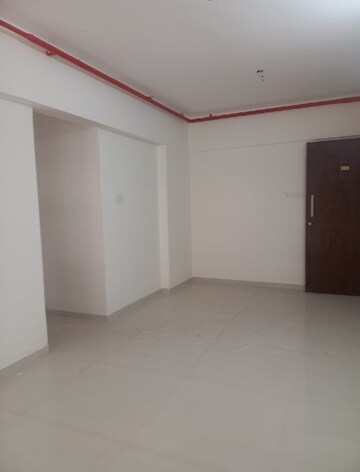 Room in 2 BHK Apartment at Shraddha Pinnacle, Vikhroli East – for Rent