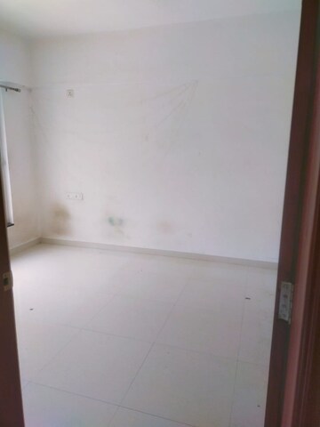 Room in 1 BHK Apartment at Nisarg Hill Crest, Ravet – for Rent