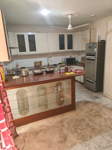 Kitchen in 4 BHK Apartment at Bancourt Apartment, Sector 43 – for Rent