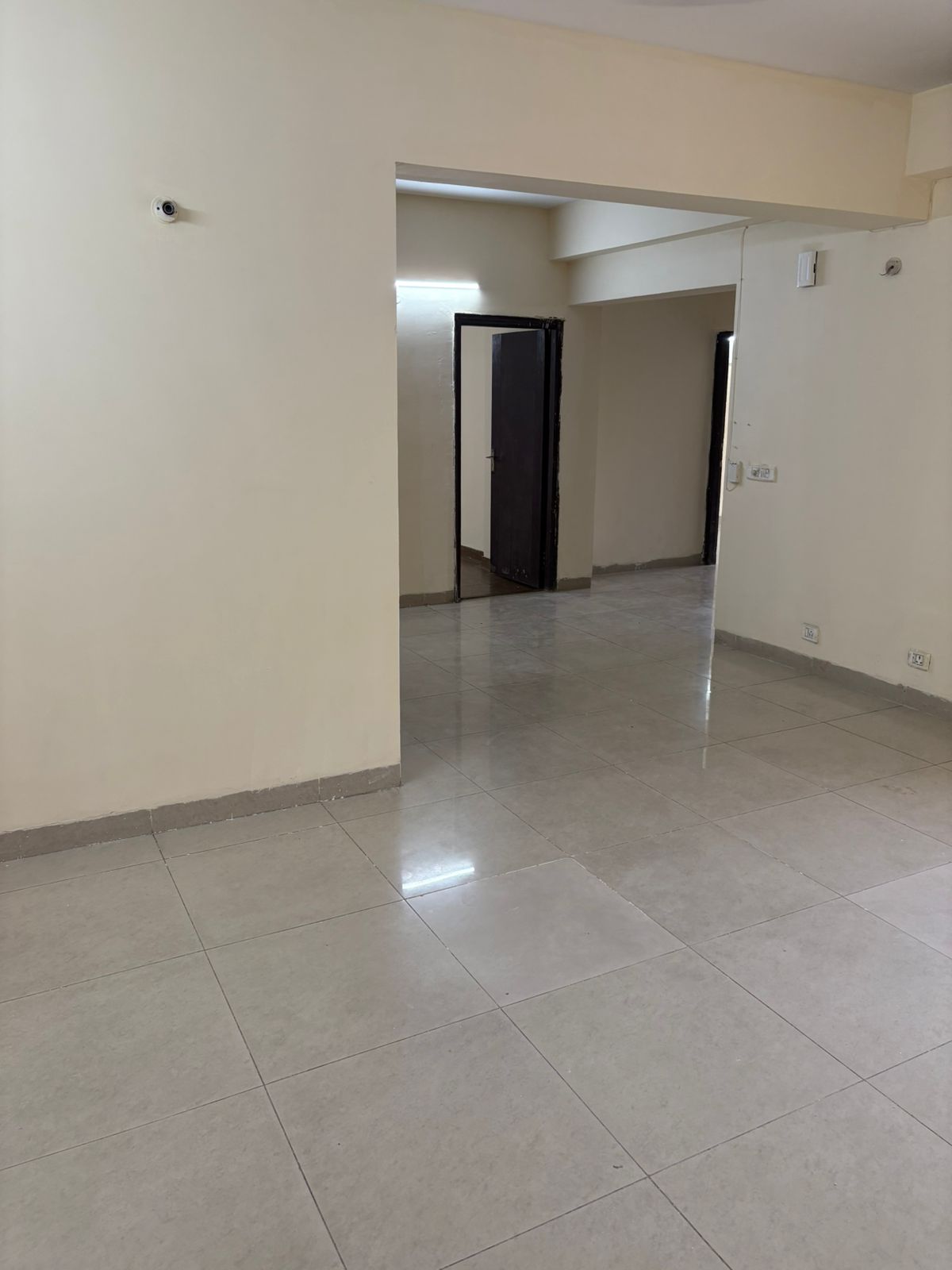 2 BHK Apartment For Sale in Gaur City 2 - 14th Avenue