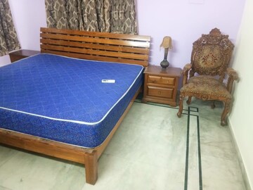 Living Room in 4 BHK Apartment at Bancourt Apartment, Sector 43 – for Rent