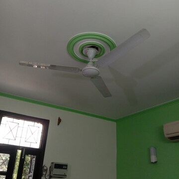Furnished Amenities in 4 BHK Apartment at Bancourt Apartment, Sector 43 – for Rent
