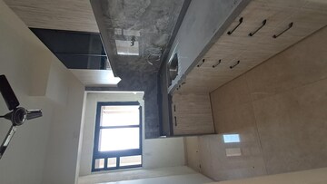 Furnished Amenities in 2 BHK Apartment at Dosti Eastern Bay, Wadala – for Rent
