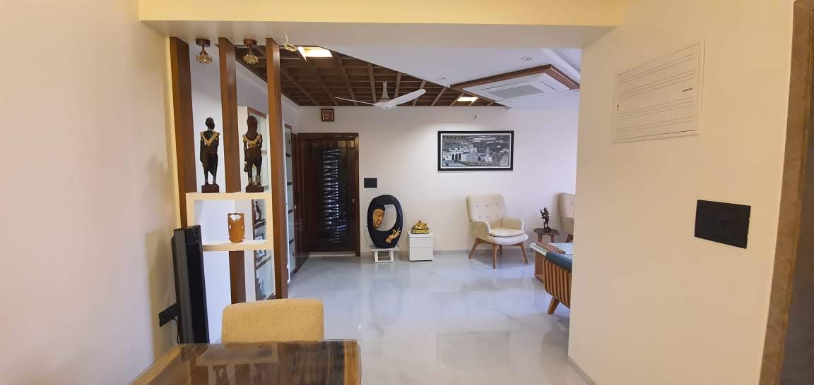 3.5 BHK Apartment For Rent in Dattani Shelter