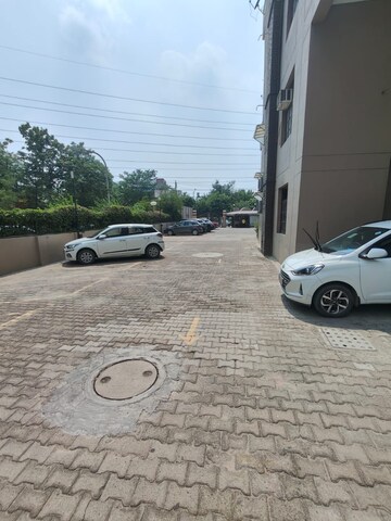 4 BHK Apartment For Rent in Bancourt Apartment, Sector 43