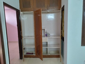 Furnished Amenities in 2 BHK Builder Floor at Saket – for Rent