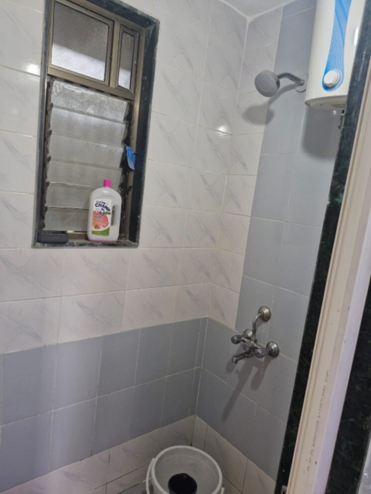 Bathroom, sector 10 dwarka 3 Bedroom 1550 Sq.Ft. Apartment In Sector 10 Dwarka Delhi 8793352